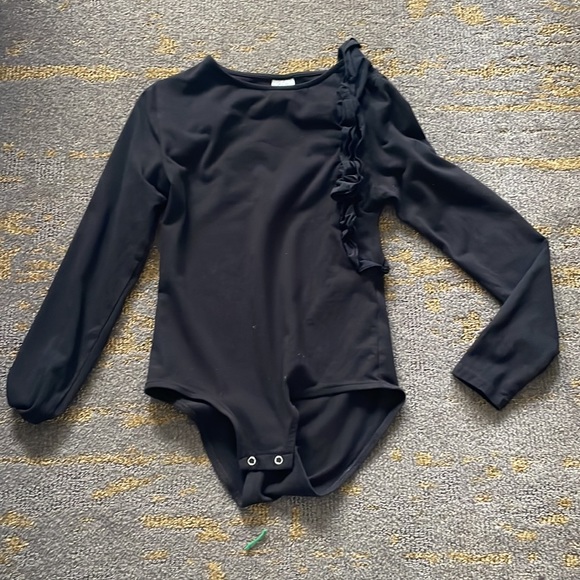 Zara Girls ruffle bodysuit (2) - Picture 2 of 5